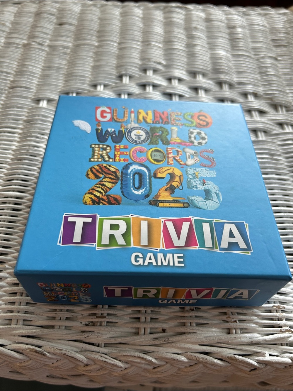 2025 Trivia Game - Blue Edition